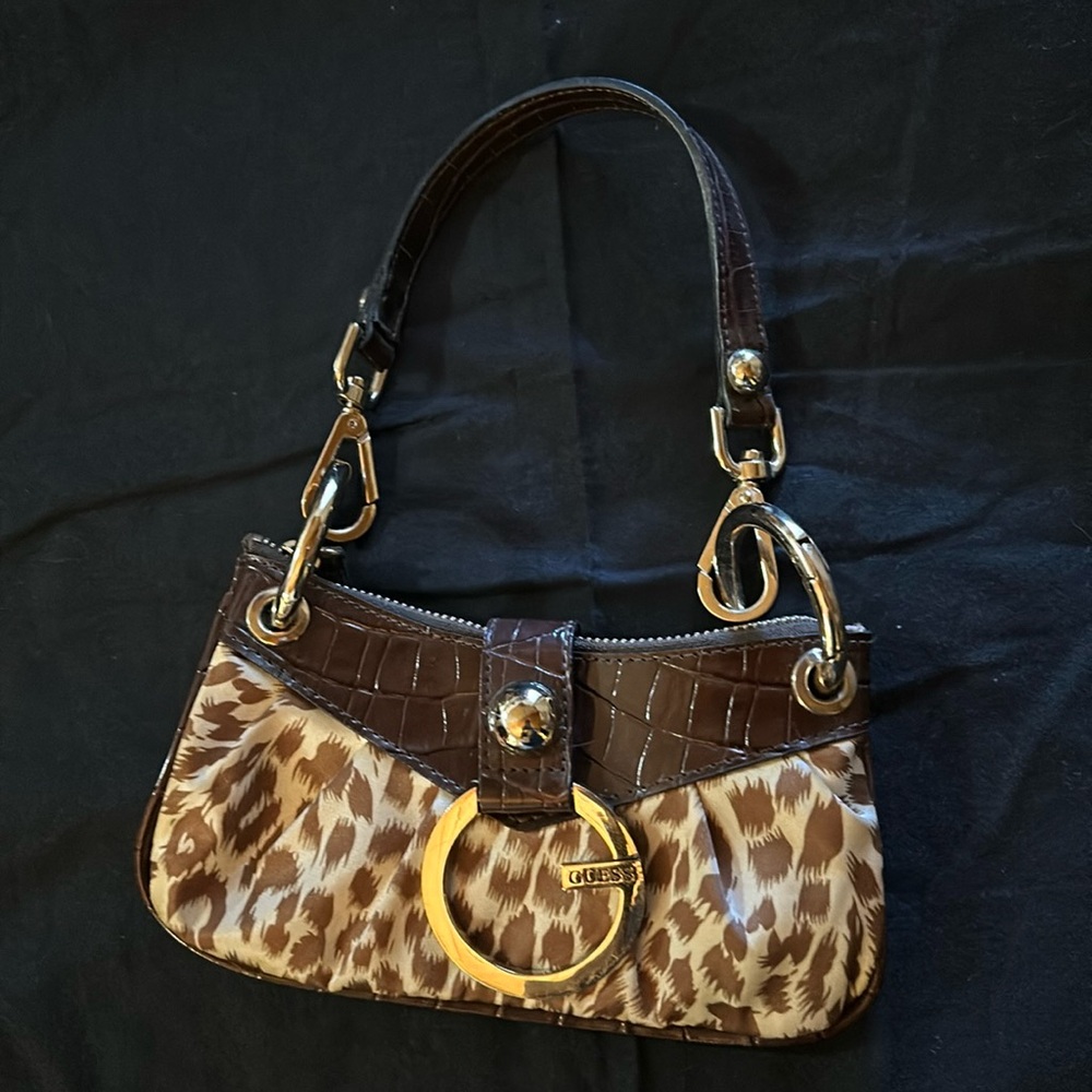 Guess mini purse. Super cute.